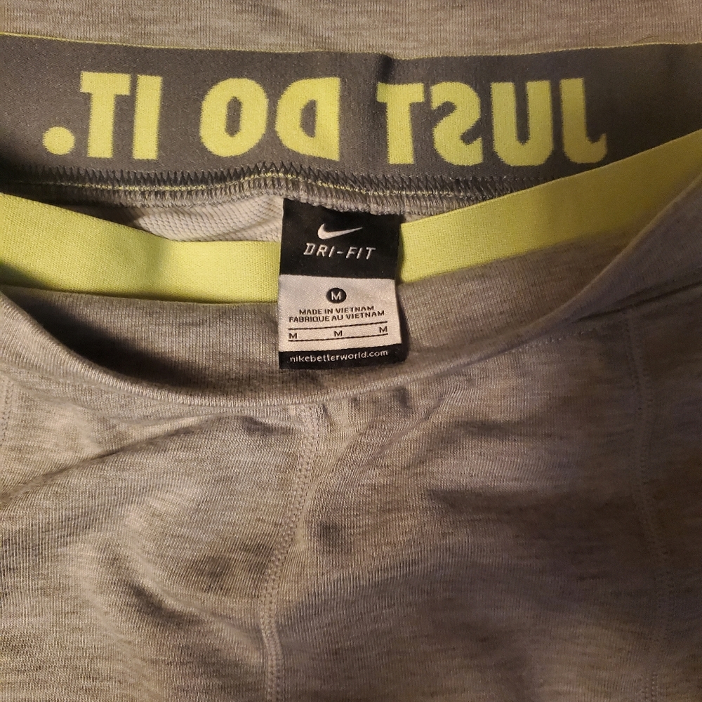 Nike sweat pants crop